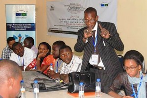 Prévention de conflits et Promotion du dialogue interculturel/AISER-Citoyenneté et Droits Humains [PhotoReportage]