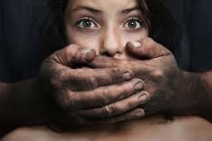 Aioun : 10 ans d’emprisonnement à l’ homme qui a violé ses six filles
