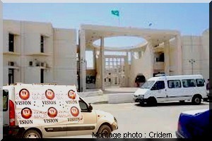 Des employés de l'hôpital de l’Amitié d’Arafat en grève pour exiger le règlement de leurs arriérés de salaires 