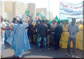 UGEM : Marche estudiantine . 