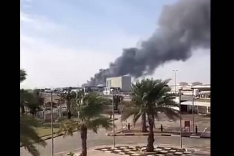Explosion d'un camion-citerne à Abou Dhabi aux Emirats arabes unis : trois morts et six blessés