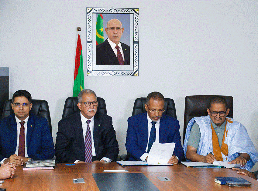 Les ministres de l’Agriculture et de la Jeunesse supervisent la signature de deux protocoles d’accord