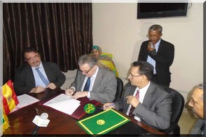 Signature d’une convention de financement pour renforcer les capacités du système de santé