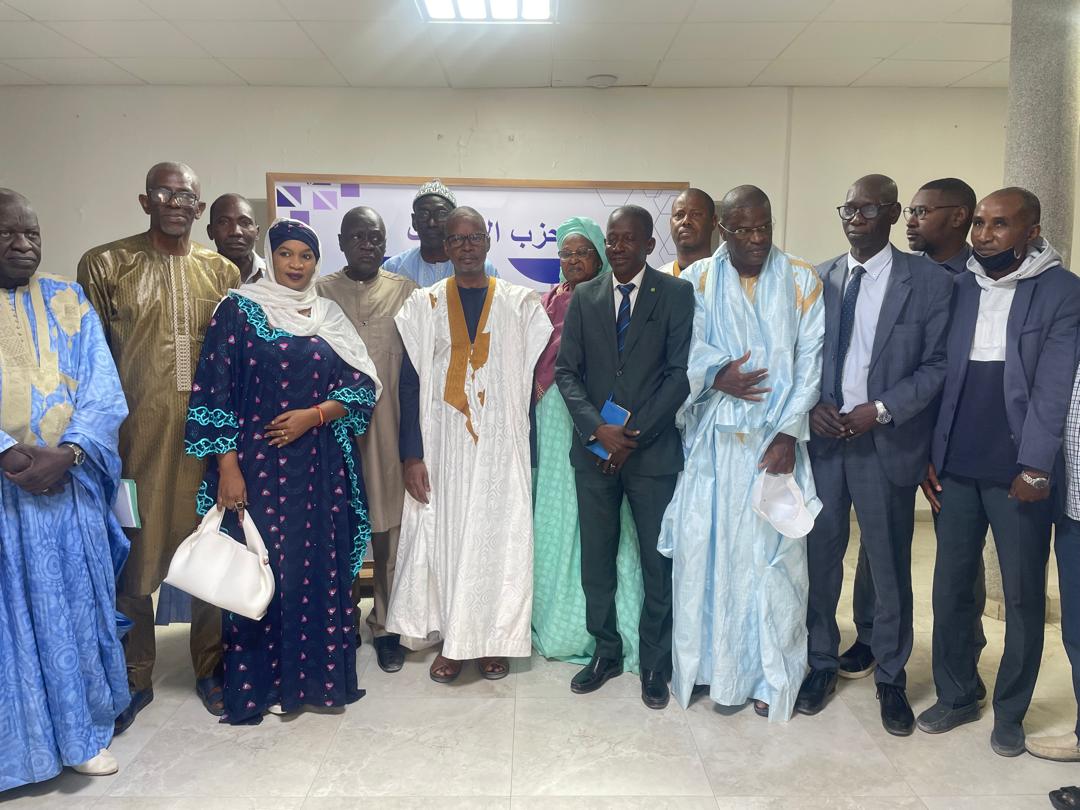 Le président du parti INSAF rencontre élus et cadres de M’Bagne : « Nous avons bien noté vos préoccupations », dixit Ould Bilal