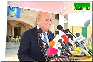 Blatter aurait vendu des droits télévisuels à 5% du prix du marché
