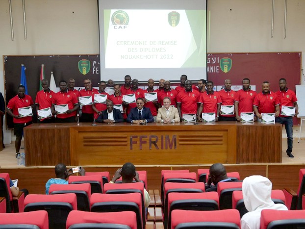 Cours pour l’obtention des Licences « B » et « C » de la CAF : Cérémonie de remise des diplômes aux techniciens 
