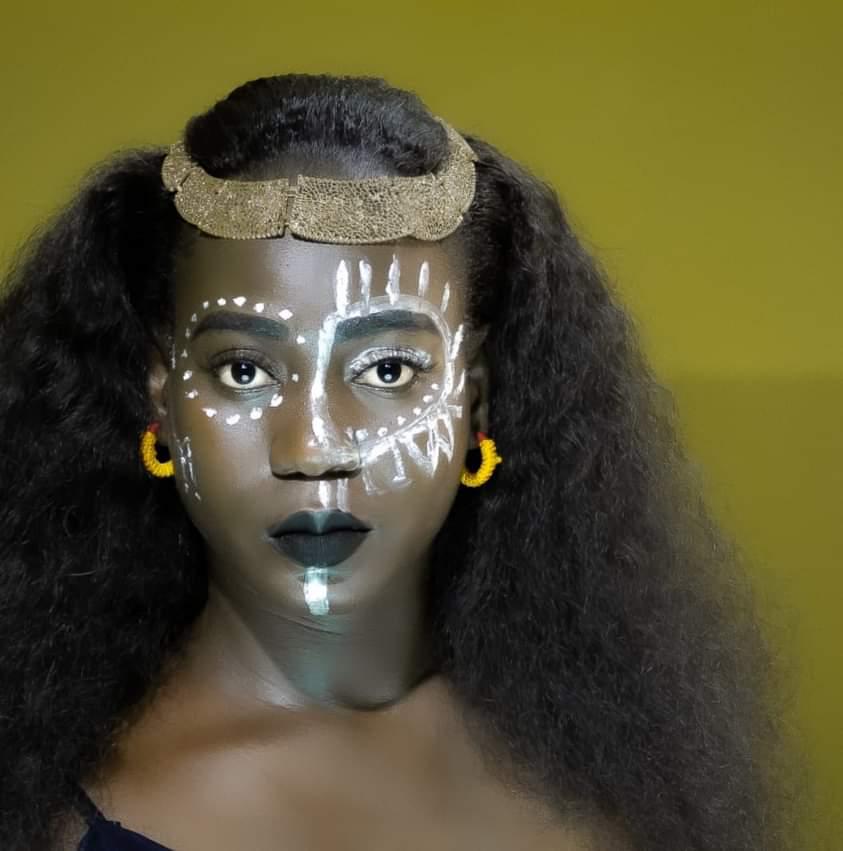 Mauritanie/Cultures urbaines: Déesse Ebene : l'artiste Rebelle [Portrait]