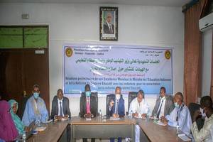 Le ministre de l’Education nationale se concerte avec les syndicats du secteur