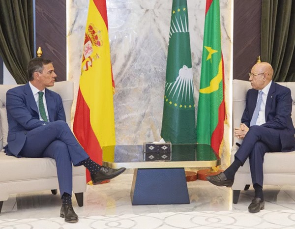 Pedro Sánchez en Mauritanie pour un sommet inédit