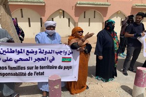 Les familles des citoyens bloqués aux frontières renouvellent leurs manifestations devant le palais présidentiel