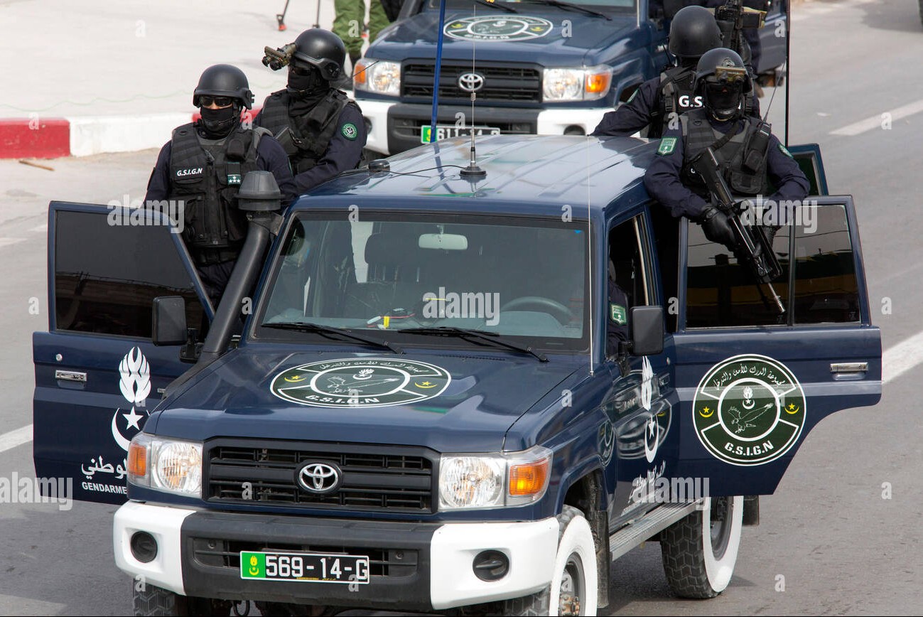 Un gang soupçonné d'avoir commis un braquage à Aïoun arrêté par la gendarmerie à Kouki Zemmal