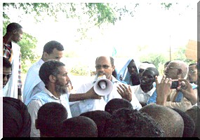Guerou: Manifestations populaires contre la caricature blasphématoire.  