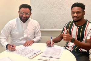 SaudiProLeague Ablaye Sy prolonge d'un an avec Jeddah Club 