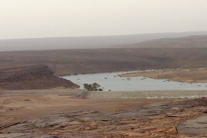 Legreinate : Les eaux troubles du barrage 