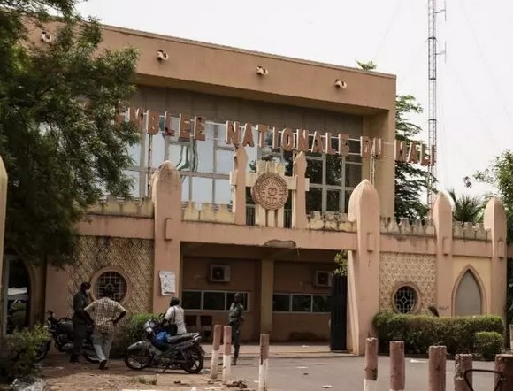 Mali: la Charte des partis va être abrogée, les politiques se préparent au combat