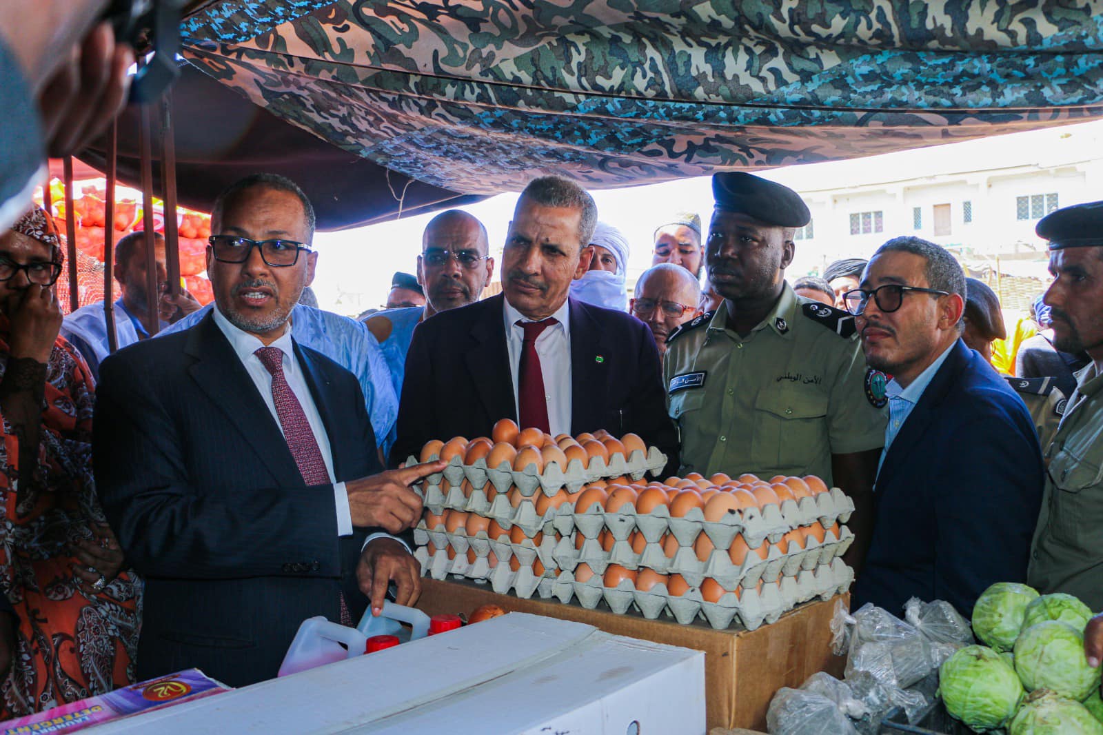 Les ministres du Commerce et de l’Élevage s’informent sur l’approvisionnement du marché en poulets et en œufs