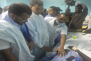 Le ministre des affaires islamiques en visite de compassion aux victimes de l’accident de Nouadhibou