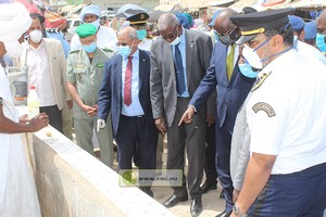 Le ministre de l’intérieur s’informe du niveau de respect des mesures préventives du covid-19 dans les marchés 