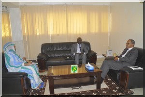 Le ministre des pêches reçoit l'ambassadeur du Sénégal