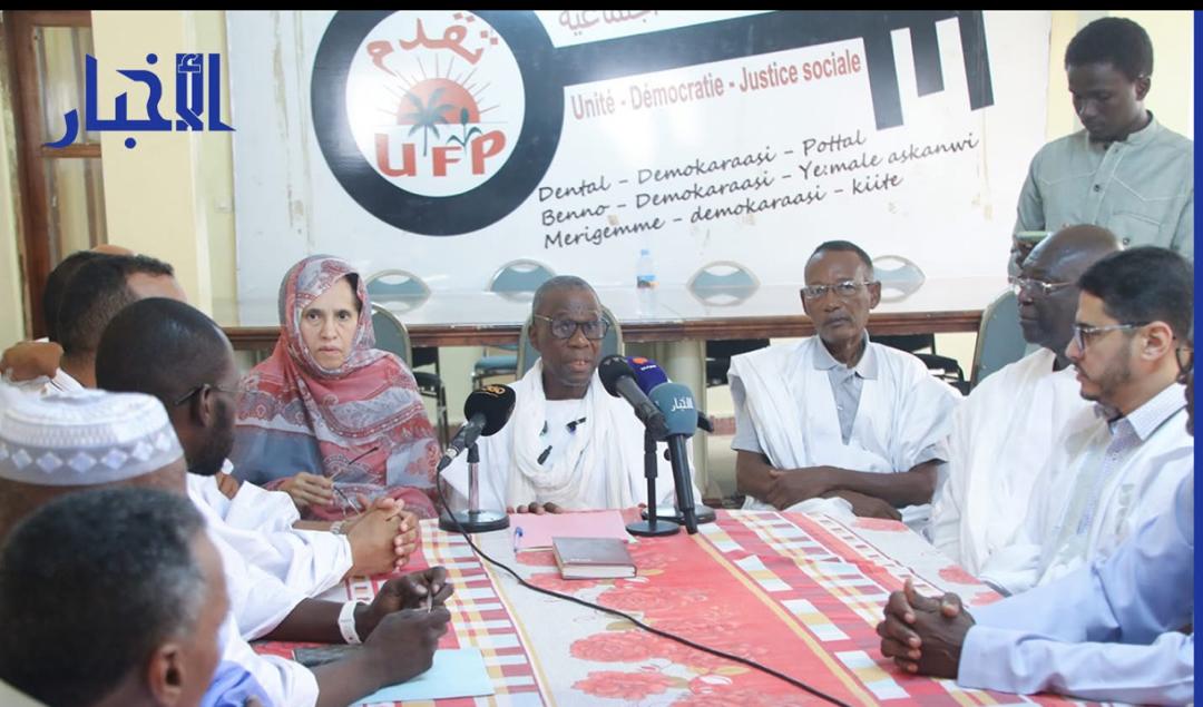 La Commission technique de l’opposition remet sa feuille de route pour le dialogue national