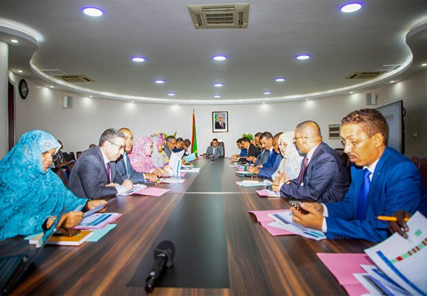 Le Premier ministre préside la réunion périodique du Comité ministériel chargé du suivi de la mise en œuvre des grands projets