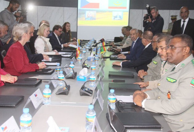 La Mauritanie et la République tchèque signent un mémorandum d’entente de coopération militaire
