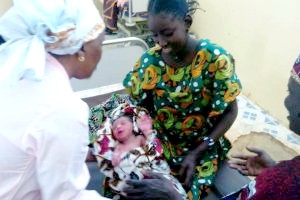 Capacités des sages-femmes mauritaniennes renforcées en santé maternelle et infantile [PhotoReportage]