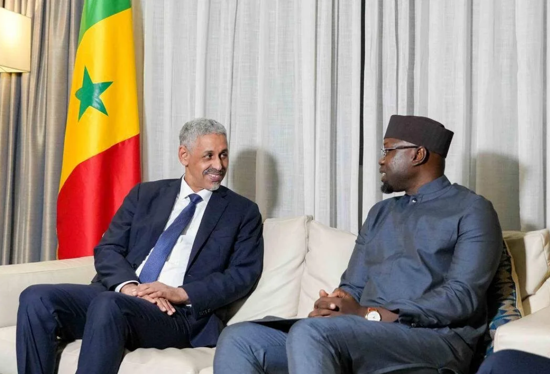 Ousmane Sonko reçoit Sidi Ould Tah à Abidjan : « Si la Mauritanie gagne, c’est le Sénégal qui a gagné »
