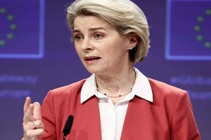 L'UE veut mobiliser 300 milliards d'euros dans l'aide au développement pour rivaliser avec la Chine