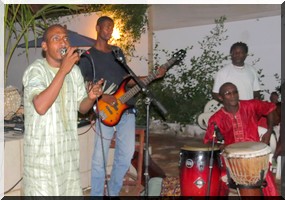 Walfadjiri investit le Flamingo pour une soirée de variétés décapante - [Reportage Photos]